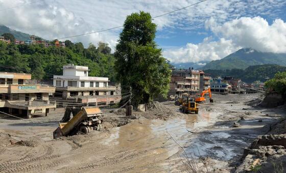 Nepal em alerta: novo risco de enxurrada suspende resgates