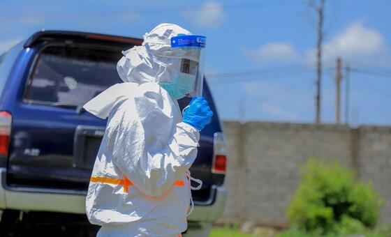 Luto, fúria e esperança marcam avanço sem precedentes do ebola na RD Congo