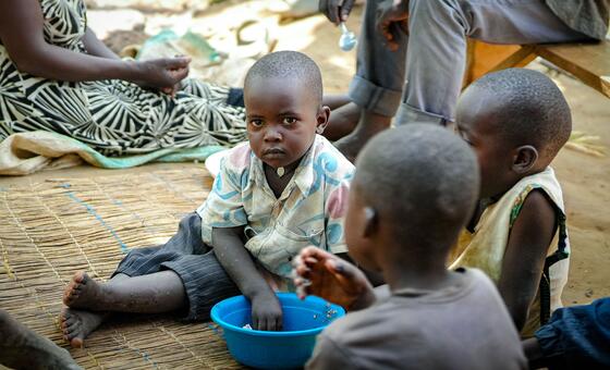 Refugiados em Uganda recebem apoio para desenvolvimento sustentável
